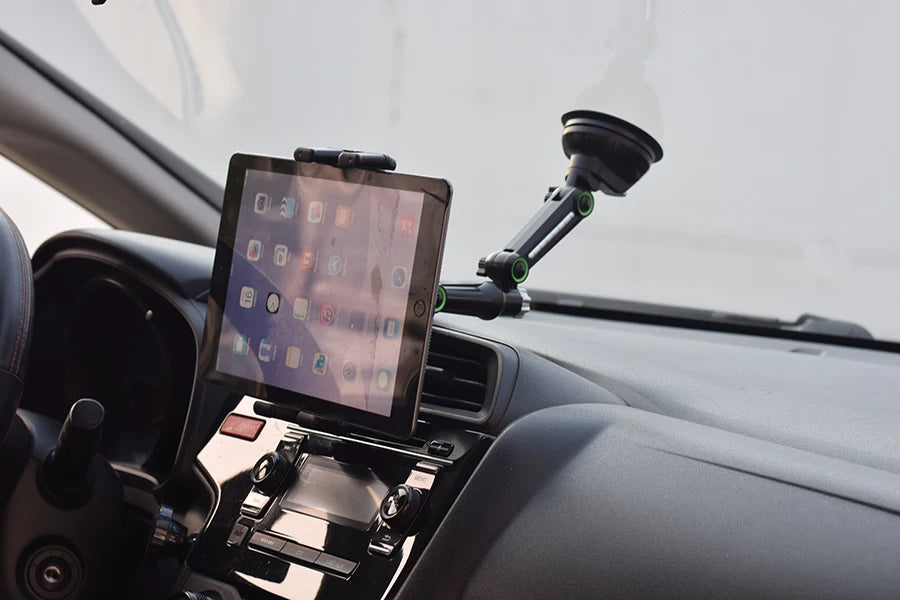 Car Dashboard Tablet & Phone Holder — Suction Mount for 7"-15" Tablets and 4"-7" Phones