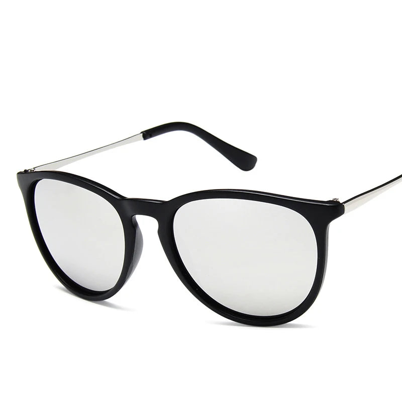 Metal Frame Vintage Round Sunglasses — Reflective UV Protection Shades for Men & Women