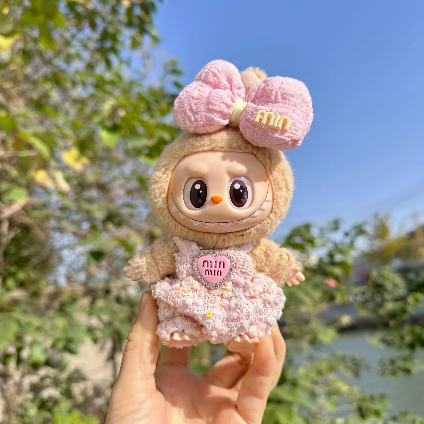 Cute Labubu Doll Outfit Set – Classic Dress for 17cm V2 Mini Dolls, Clothing Accessories for Kids Gift