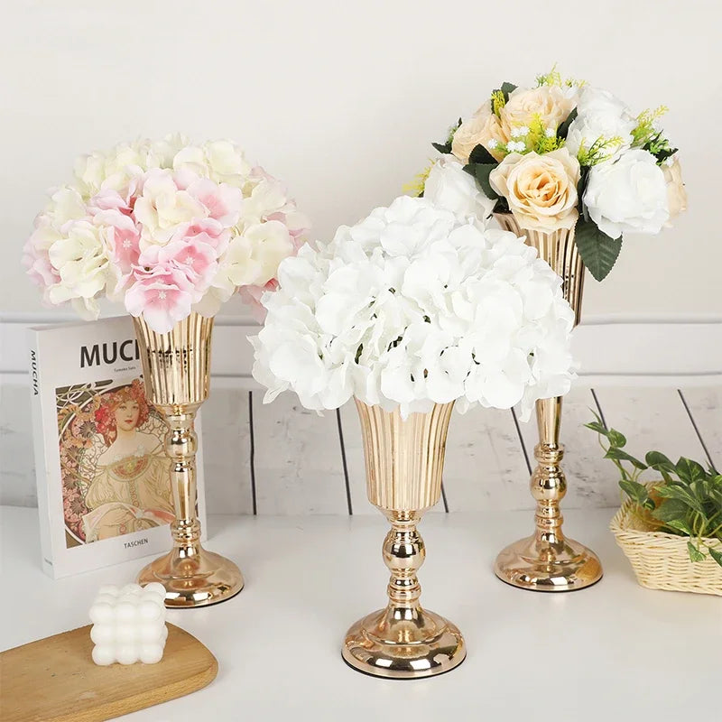 Retro Wrought Iron Flower Pots — Wedding, Dried Flower & Home Decoration Vases for Hotel & Event