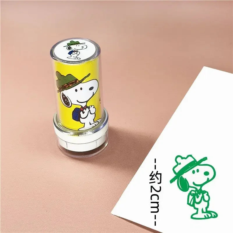 Snoopy Cartoon Photo-Sensitive Round Seal Toy – Cute Portable Reward Gift for Kids