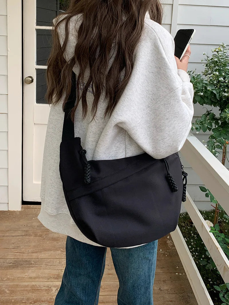 Large Capacity Nylon Crossbody Bag – Casual, Versatile Shoulder Bag for Commuting & Sports, Lightweight Hobo