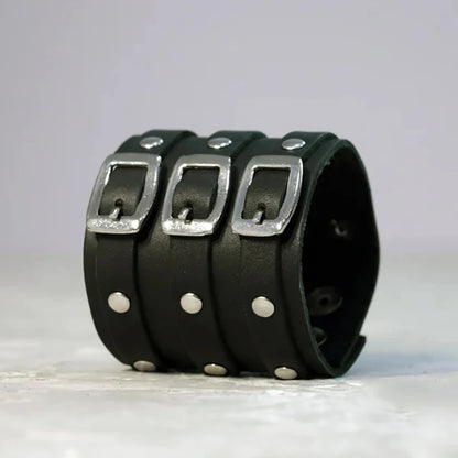 Vintage Leather Cuff Bracelet - Gothic Punk Adjustable Wristband with Concealed Buckle, Men's Metal Armband Jewelry