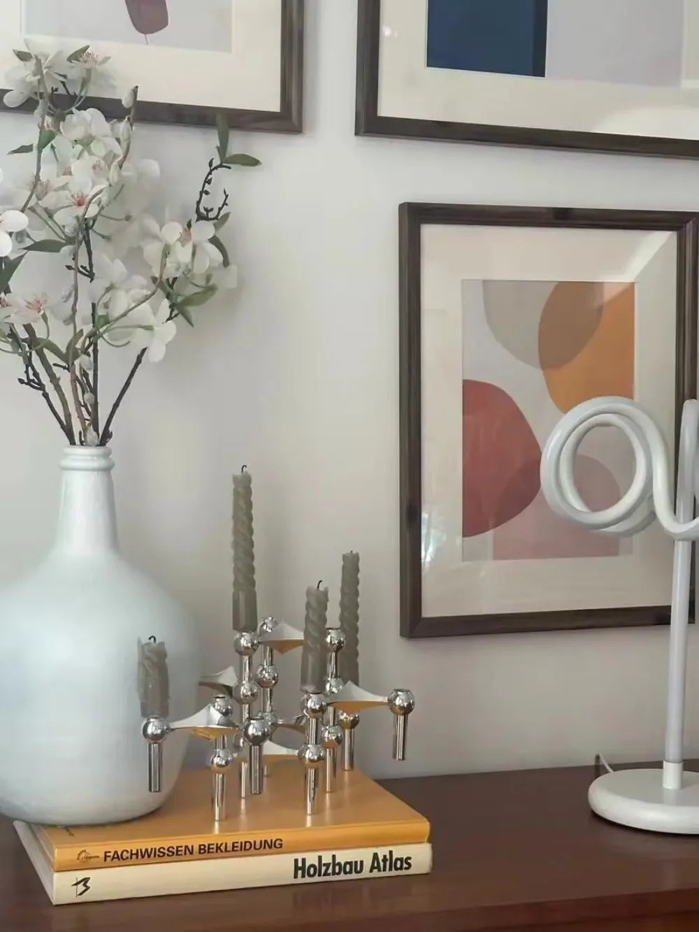 Metal Molecular Structure Candle Holder – Nordic Silver Candelabra Centerpiece for Living Room Decor & Gift