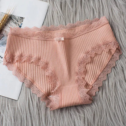 4 Pcs Lace Wavy Trim Bikini Panties - Comfy & Breathable Elastic Women’s Lingerie & Underwear