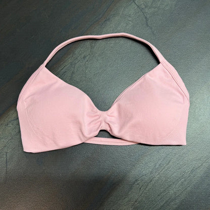 Impact Strappy Halter Sports Bra – Light Support Seamless Gym & Yoga Crop Top with Padding