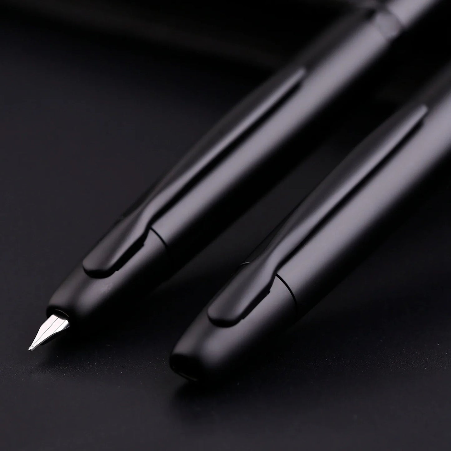MAJOHN A1 Retractable Fountain Pen – EF 0.4mm Nib, Matte Black Metal Ink Pen with Converter, Ideal for Students and Gifts