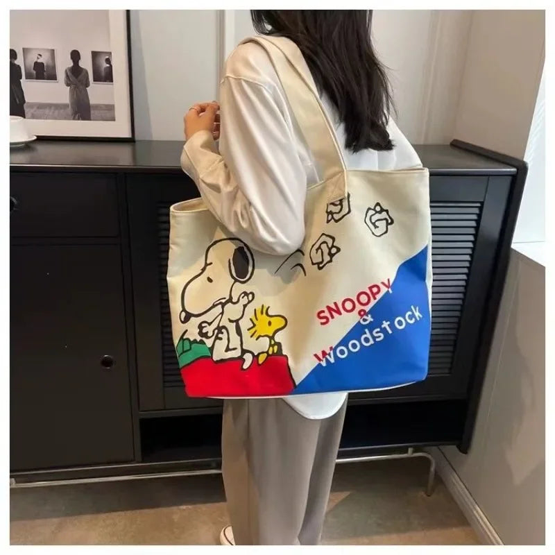 Snoopy Girl Cartoon Canvas Bag – Cute, Lightweight, Large Capacity Shoulder Bag for Travel & Casual Use