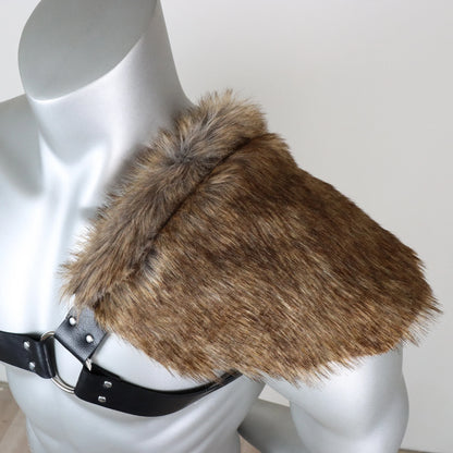 UYEE Men's Medieval Viking Fur Shawl – Barbarian Shoulder Cowl Mantle with Chest Belt & Fur Capelet for Cosplay