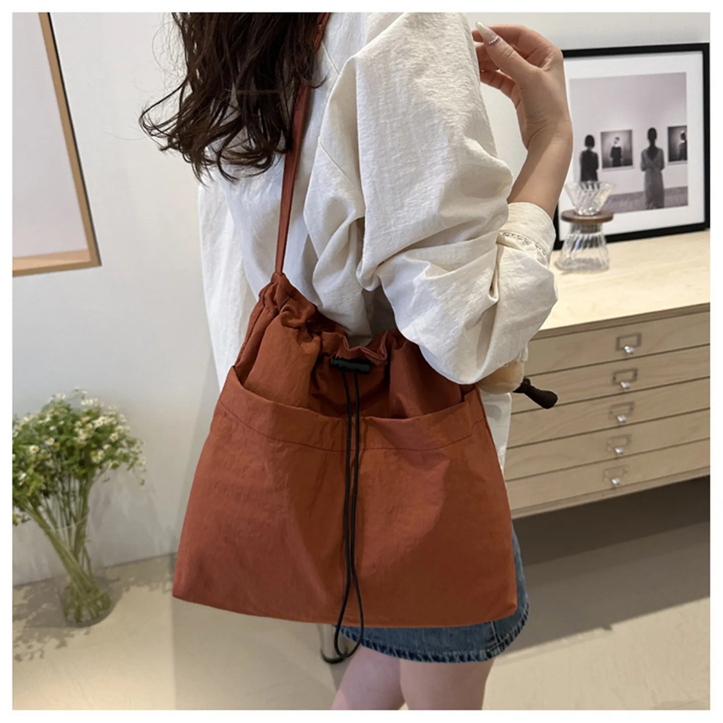 Large Capacity Women's Shoulder Bag – Lightweight Crossbody, Minimalist Tote for Summer