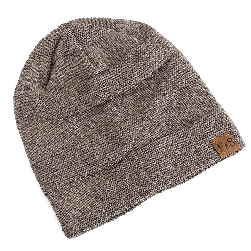 Unisex Slouchy Winter Beanie Hat - Fur-Lined Knitted Cap for Men and Women, Casual Winter Decor