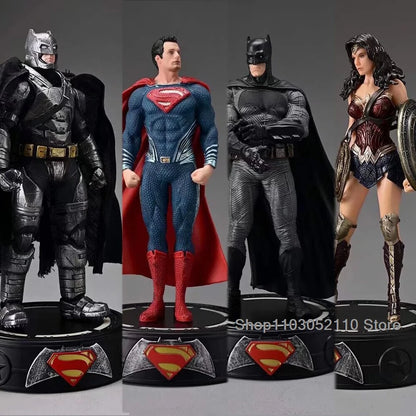 LED Justice League Superheroes Figures – Batman, Wonder Woman, Superman 20cm Collectible Model Toy, Birthday Gift