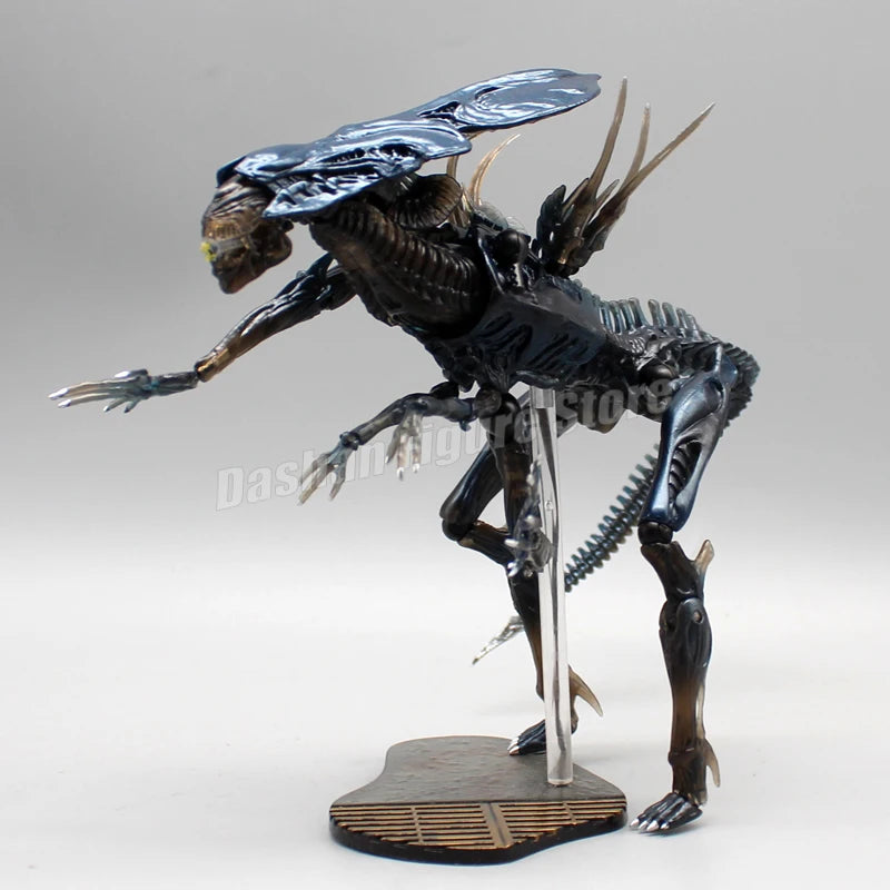 Yamaguchi Alien vs. Predator Action Figure #018 – 20cm Xenomorph Alien Queen PVC Collectible Toy