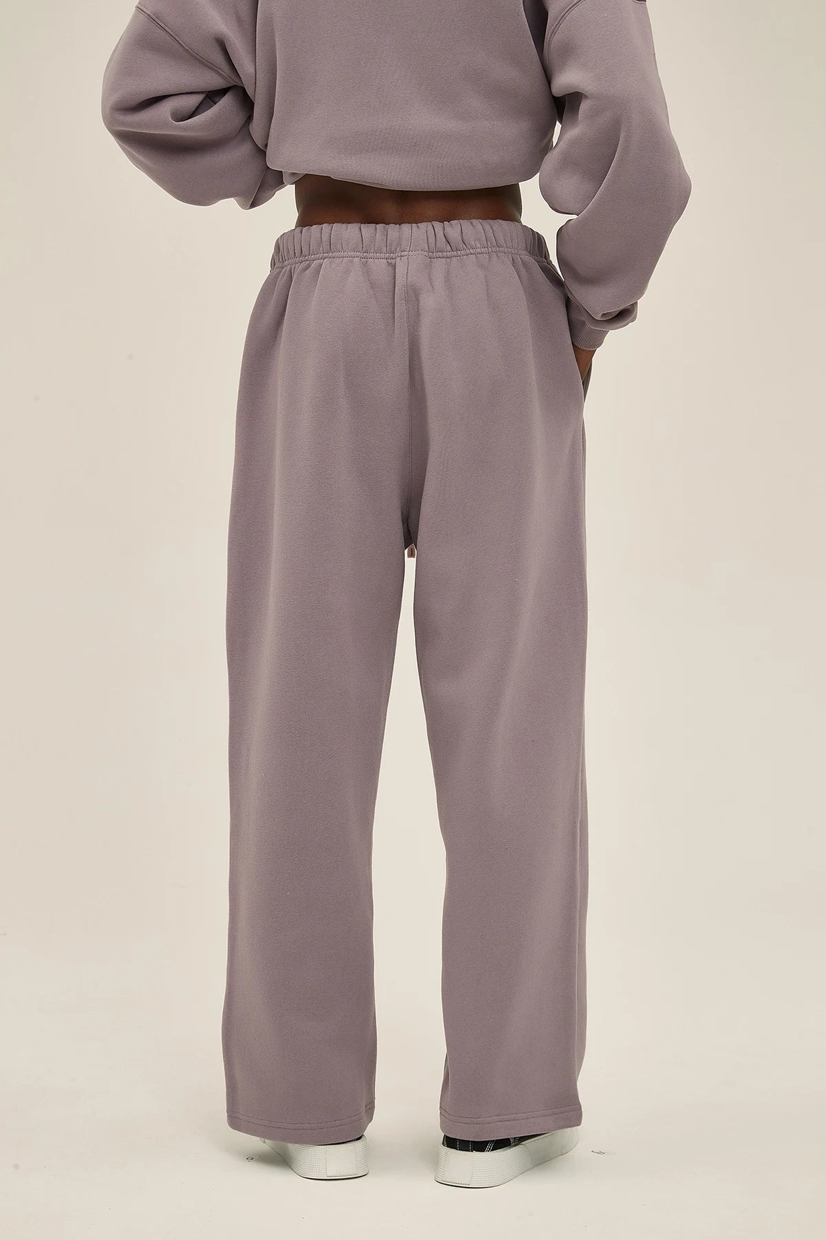 Straight-Lined Solid Color Cashmere Sweatpants – Soft Cozy Lounge Pants