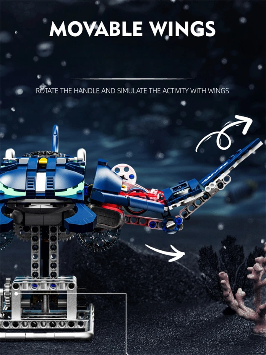 Mechanical Shark & Sea Life Building Blocks Set – Crocodile, Parrot, Mantis, Frog, Manta Ray Toy for Kids