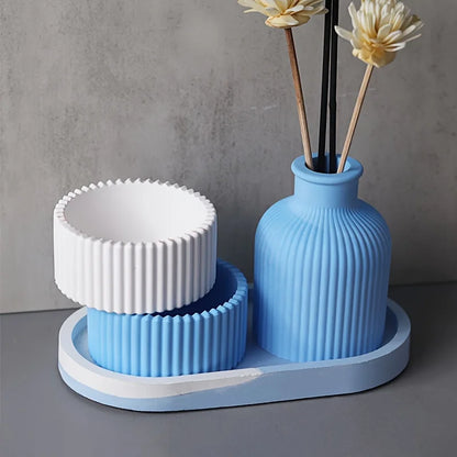 Multi-Functional Round Striped Silicone Mold – DIY Candle Jar, Storage Box, Pencil Holder & Vase Craft Mold