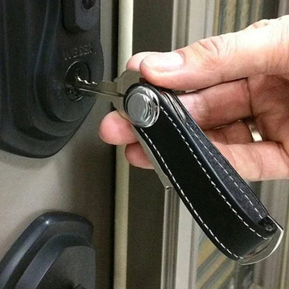 Creative Leather Keychain Wallet: Pocket-Sized Key Management and Storage Device - Car Key Bag with Chain Holder, Essential Key Wallet Collector