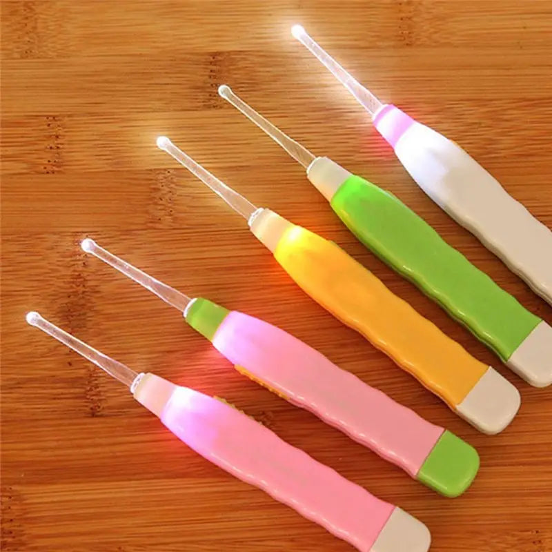 Cartoon LED Earwax Removal Tool Set – Light-Up Ear Pick and Cleaning Spoon for Gentle Ear Care