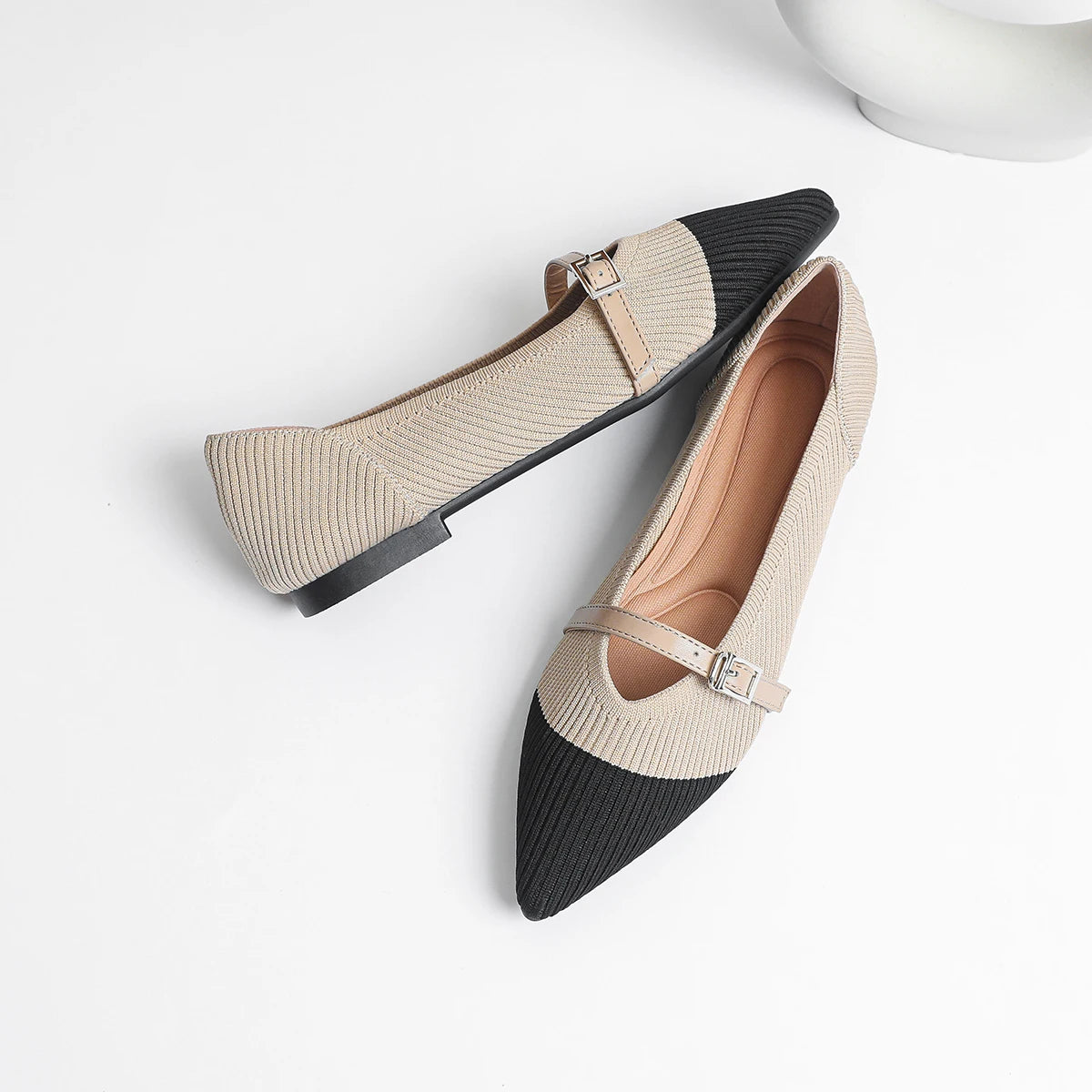 2024 Women's Flat Shoes – Pointed Toe Soft Knitted Sole, Breathable & Comfortable Spring and Autumn New Model
