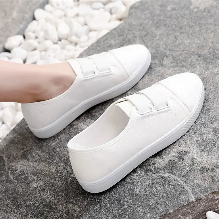 Lady Classic Round Toe White Canvas Shoes | Comfortable Lace-Up Street Sneakers for Students