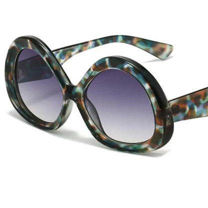 Oversized Penguin Frame Sunglasses - Fashion Anti-UV Patchwork Eyewear for Women, Unique Personality Style