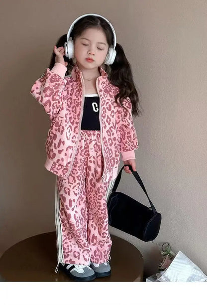 Girls' Spring Sportswear Set – Stylish Leopard Pattern Top & Pants Two-Piece Outfit for Children