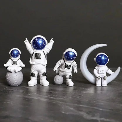 4-Piece Astronaut Figurine Set - Space Explorer Models for Kids, Desktop Decor & Educational Gifts