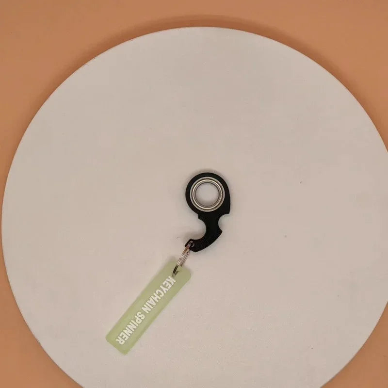 New Exquisite Decompression Keychain – Fingertip Spinner Anti-Anxiety Toy, Rotating Keychain Gift for Couples