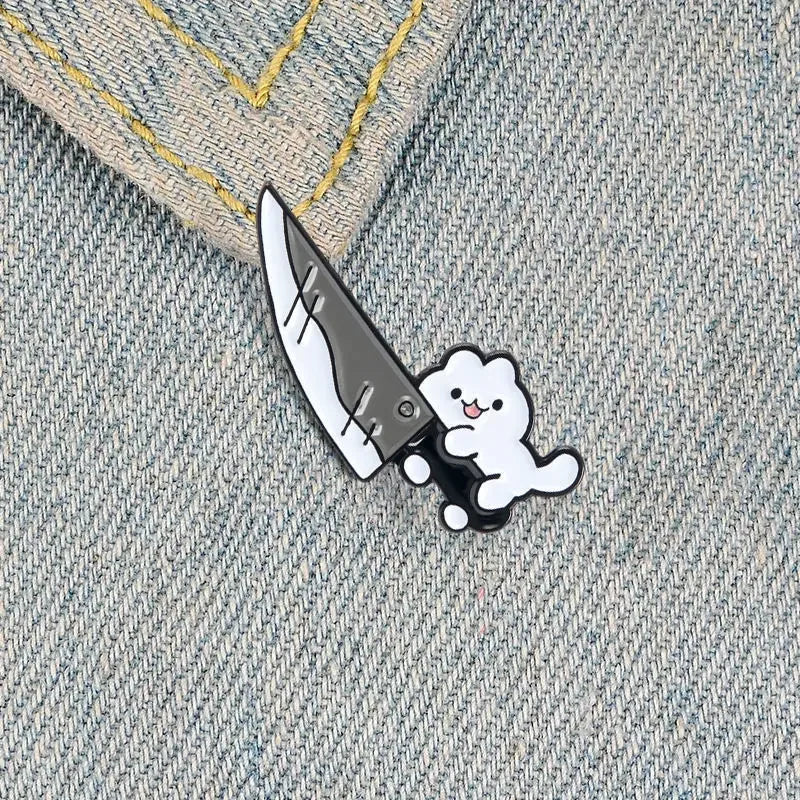 Cartoon Cat with Knife Enamel Pin – Funny Black Kitty Brooch Lapel Badge for Jacket Bag Jewelry Gift