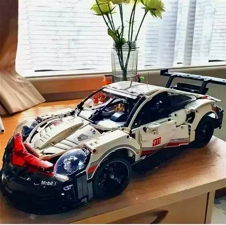 1580+PCS Technical Super Sports Car Building Kit – 1:10 Scale DIY Model Race Car Toy for Kids & Collectors
