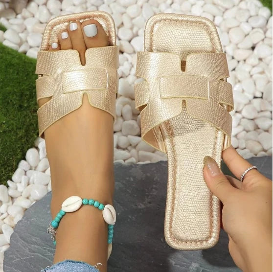 Summer Women's Slippers - High-Quality Slides Sandals & Fashion Beach Flat Shoes for Women