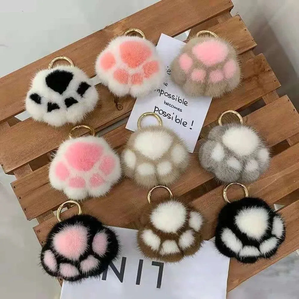 Fluffy Cat Paw Keychain - Cute Faux Fur Plush Pendant Charm for Backpacks, Bags & Car Keys