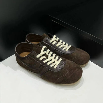 2025 New German Training Shoes for Women, Genuine Leather Lace-up Sneakers, Retro Flat Forrest Gump Style, Large Size