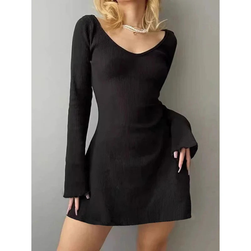 Elegant Autumn/Winter Women's Dress: New Black V-Neck Sexy Short Dress - Long Sleeve Slim Solid Color Mini Dress