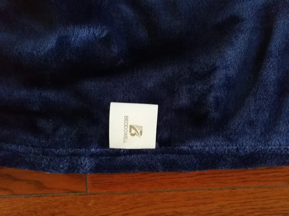 230GSM Coral Fleece Blanket – Soft Warm Flannel Bedspread & Sofa Cover in Blue & Pink