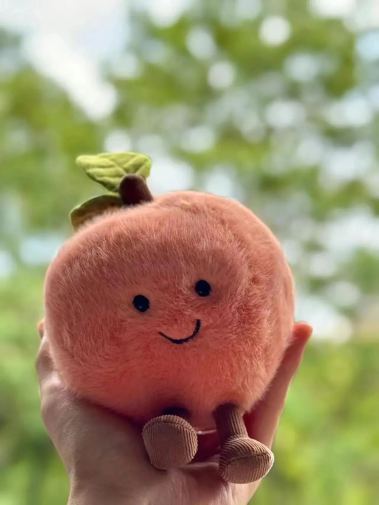 Kawaii Peach with Legs Doll – Smiling Face Fruit Cosplay Cushion, Sofa Decor, Perfect for Kids' Birthday Gifts