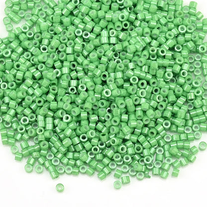 1000Pcs 1.6x1.3mm Japan Glass Seed Beads 11/0 – Cylindrical Loose Beads for DIY Statement Jewelry Making (5g Pack)