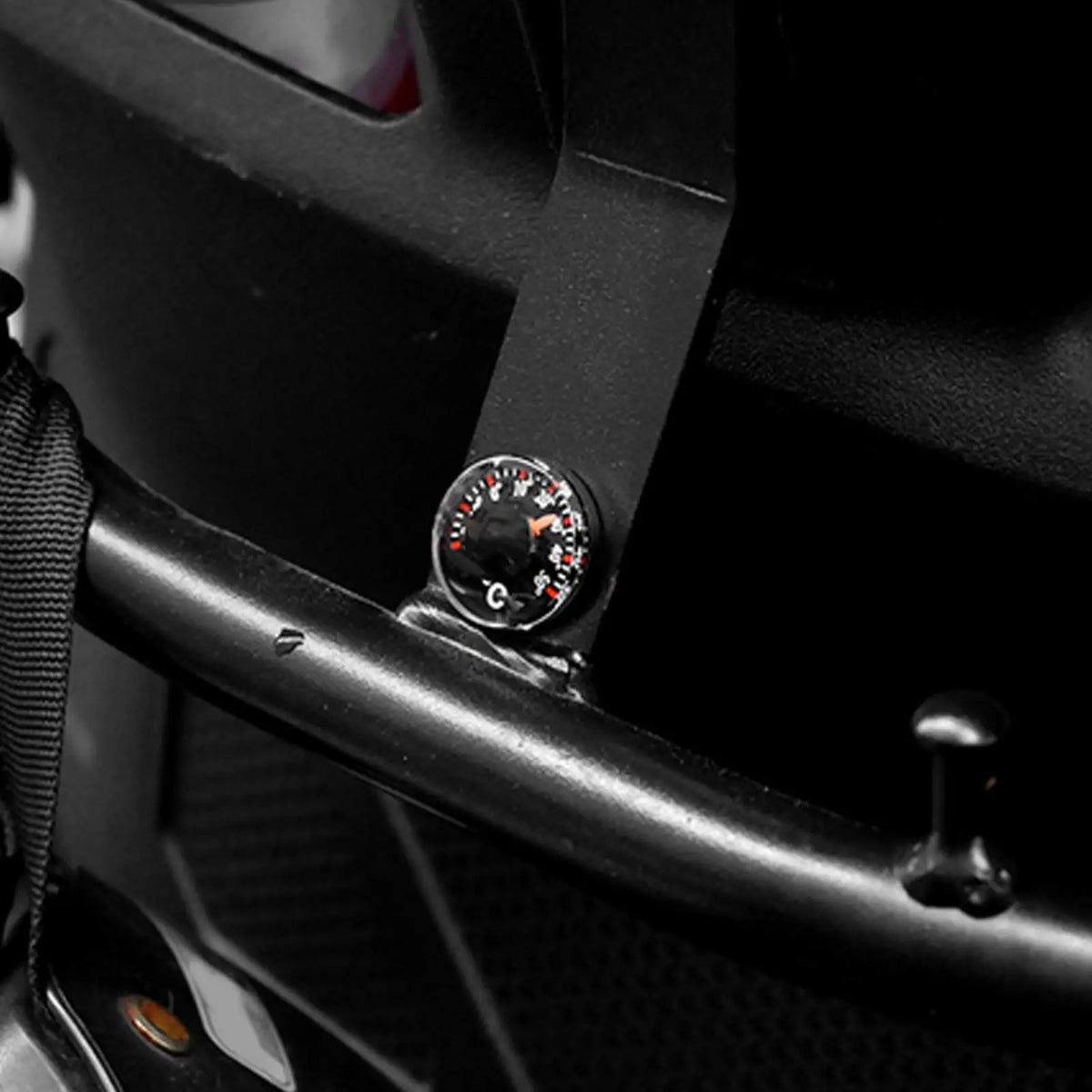 Mini Car Thermometer - Battery-Free Dashboard Temperature Gauge with Easy Stick Mount for Car Interiors