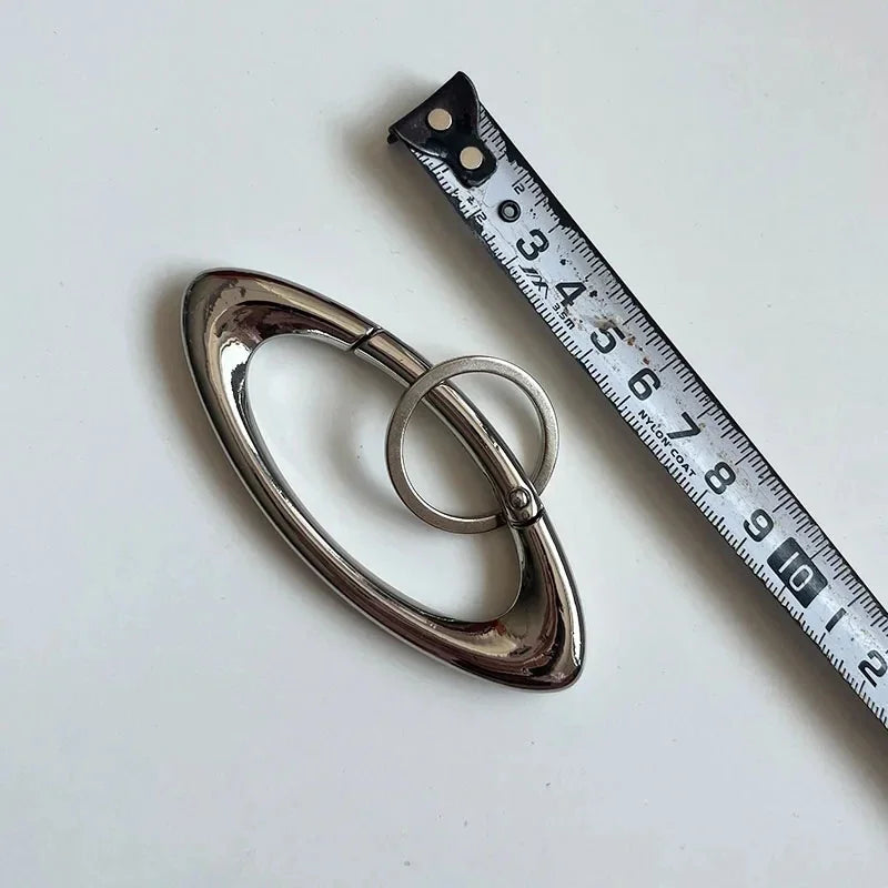 Zinc Alloy Mountaineering Carabiner Keychain – Multifunctional Belt Buckle Blackout