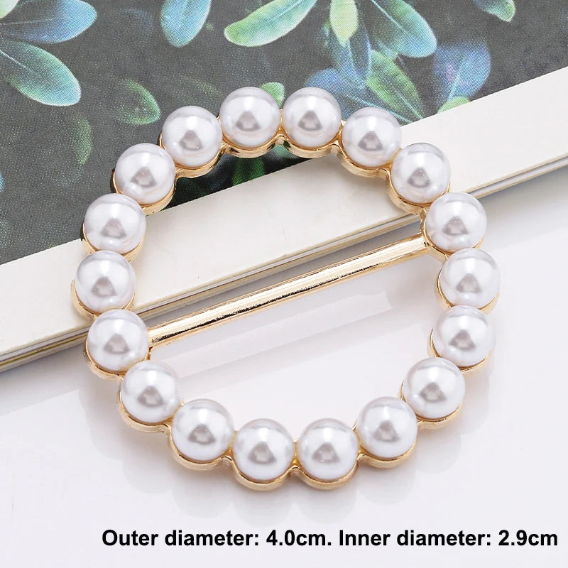 Elegant Alloy Brooch Pins with Pearls & Rhinestones – Minimalist Irregular Shapes, Fashion Accessory for Garments & Scarves