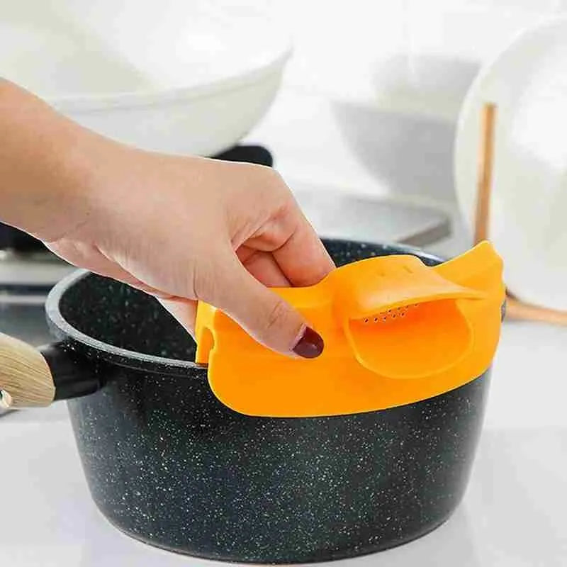 Silicone Anti-Spill Duckbill Drain Pans - Leak-Proof Pot with Round Mouth Edge, Liquid Deflector Funnel, Soup Diversion Kitchen Tool