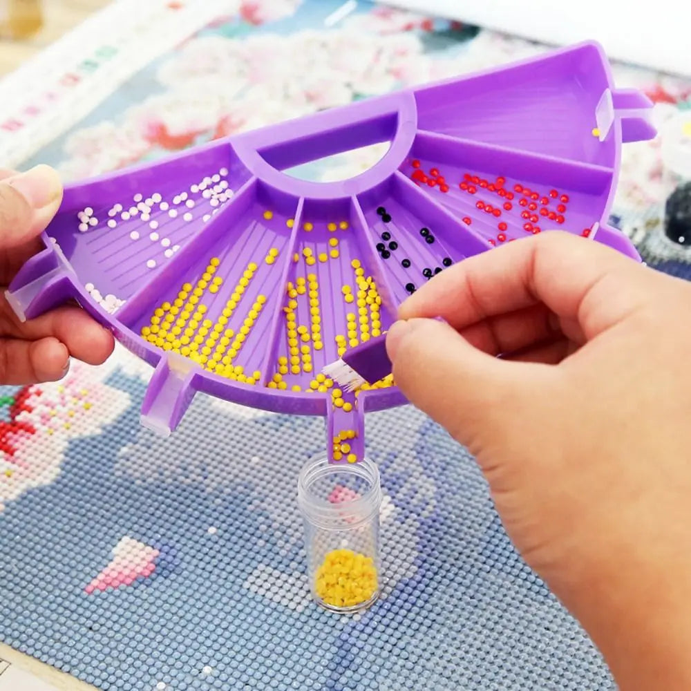 6-Grid Diamond Painting Tray Kit – Large Capacity Drill Plate, Beading Plate, and Cross Stitch Tools with Diamond Painting Pen