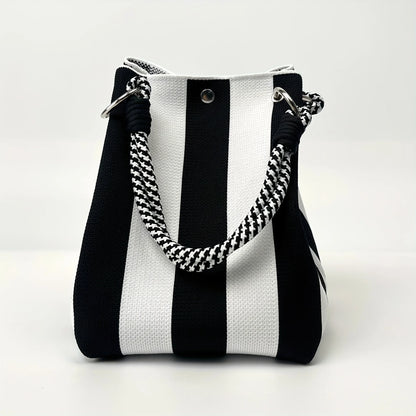 2025 Retro Floral Knitted Handbag – Mixed-Color Tote Bag with Safety Clasp Closure