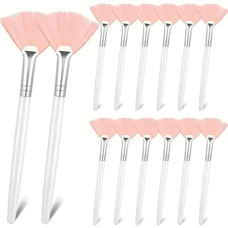 Facial Mask Applicator Brushes - Soft Fan-Shaped Flat Head Cosmetic Brushes for Skincare and Beauty Tools