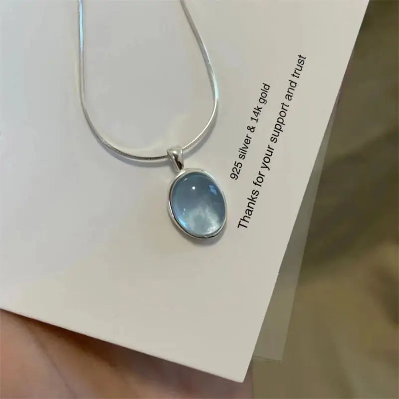 Retro Oval Aquamarine Pendant Necklace — Simple Luxury Snake Chain Jewelry for Women & Girls, Fashionable Gift Accessory