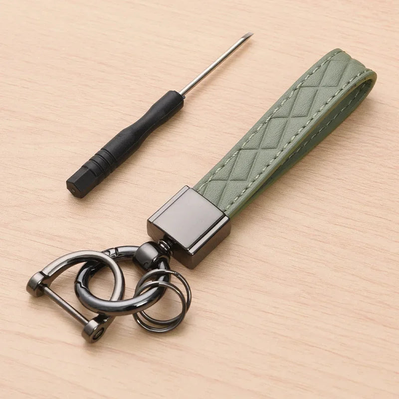5-Color Genuine Leather Plaid Keychain – Luxury Black Buckle Car Key Ring for Men & Women, Gift for Friends