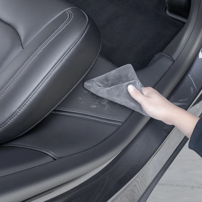 2Pcs Rear Door Sill Anti-Kick Pads for Tesla Model Y – Suede Trample-Resistant Protective Pads