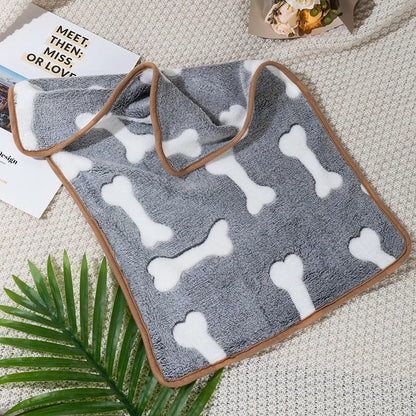 Soft Sleep Mat for Small Pets – Plush Bed Blanket for Hamsters, Puppies, Kittens, Rabbits & Guinea Pigs
