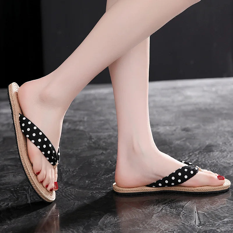 Ladies Summer Weave Beach Flip-Flops – Non-Slip Soft Flat Outdoor Slippers for Women