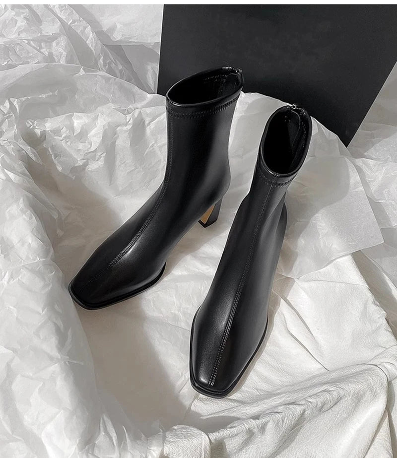 Vintage Warm Cotton Women’s Ankle Boots – Fashionable Square Toe, Elegant Autumn & Winter Short Booties with Thick Heel